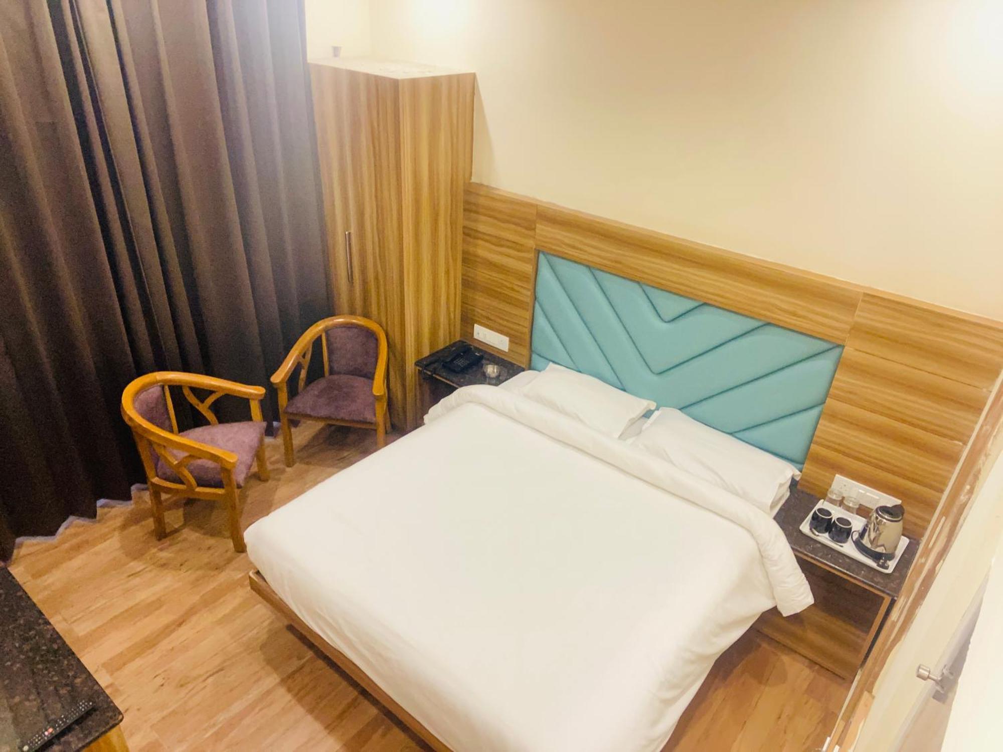Pinnacle Vesta Homestay มัสซูรี ภายนอก รูปภาพ
